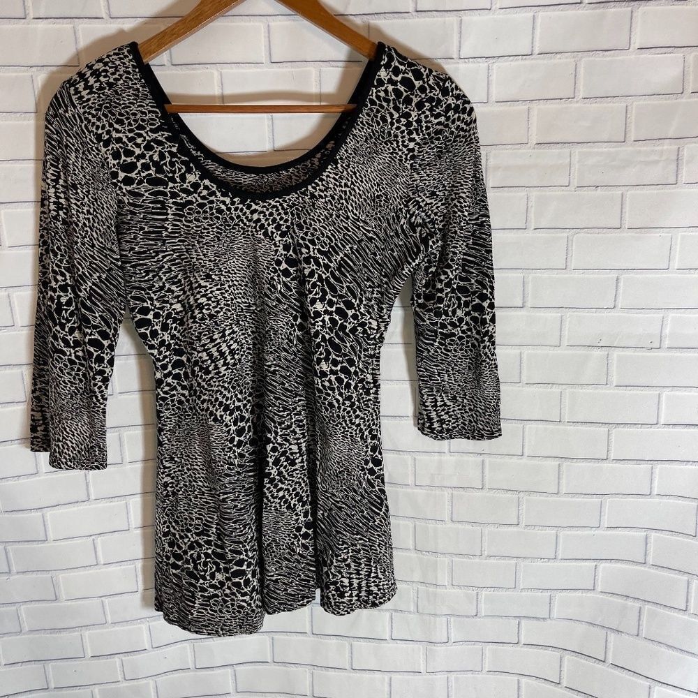 Salaam Black/White Print Scoop Neck 3/4‎ Sleeve Top